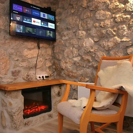 Apartment Stone Room-kamena Soba Sipovo