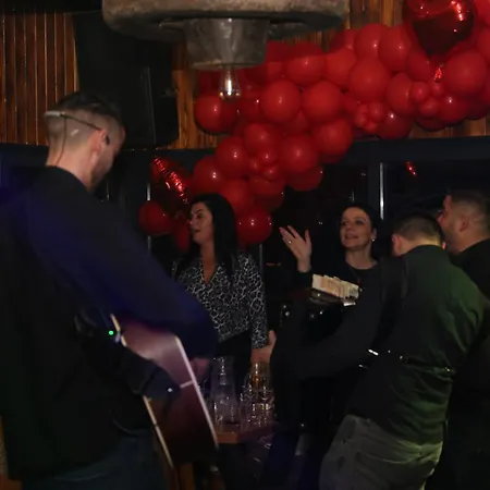 アパート Stone Room-kamena Soba *