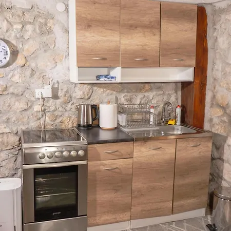 Stone Room-kamena Soba Sipovo